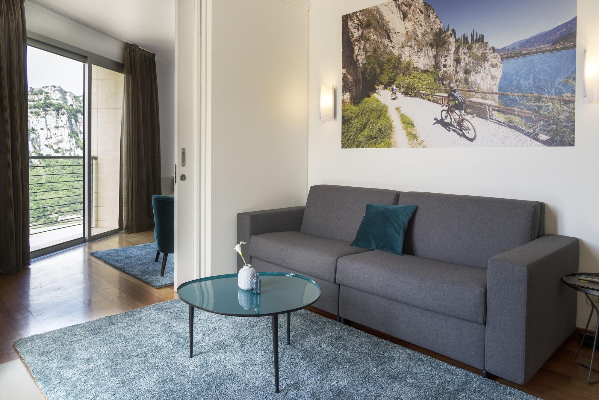 Garda Hotel Forte Charme Torbole Sul Garda Esterno foto