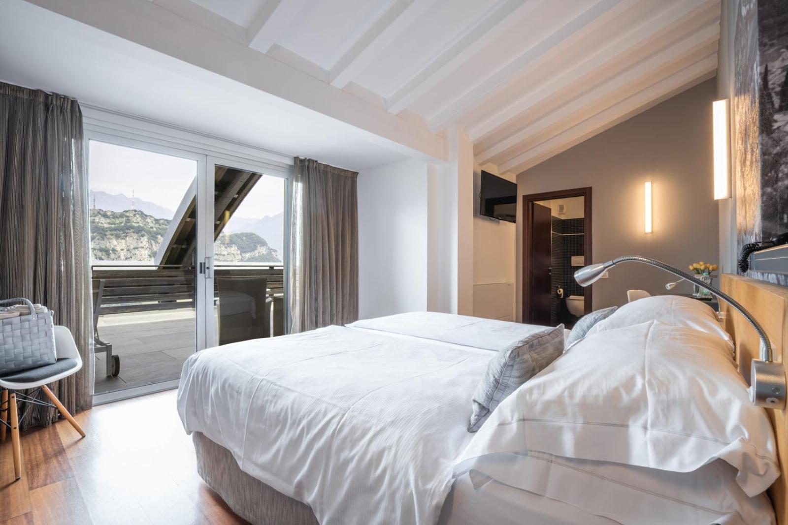 Garda Hotel Forte Charme Torbole Sul Garda Esterno foto