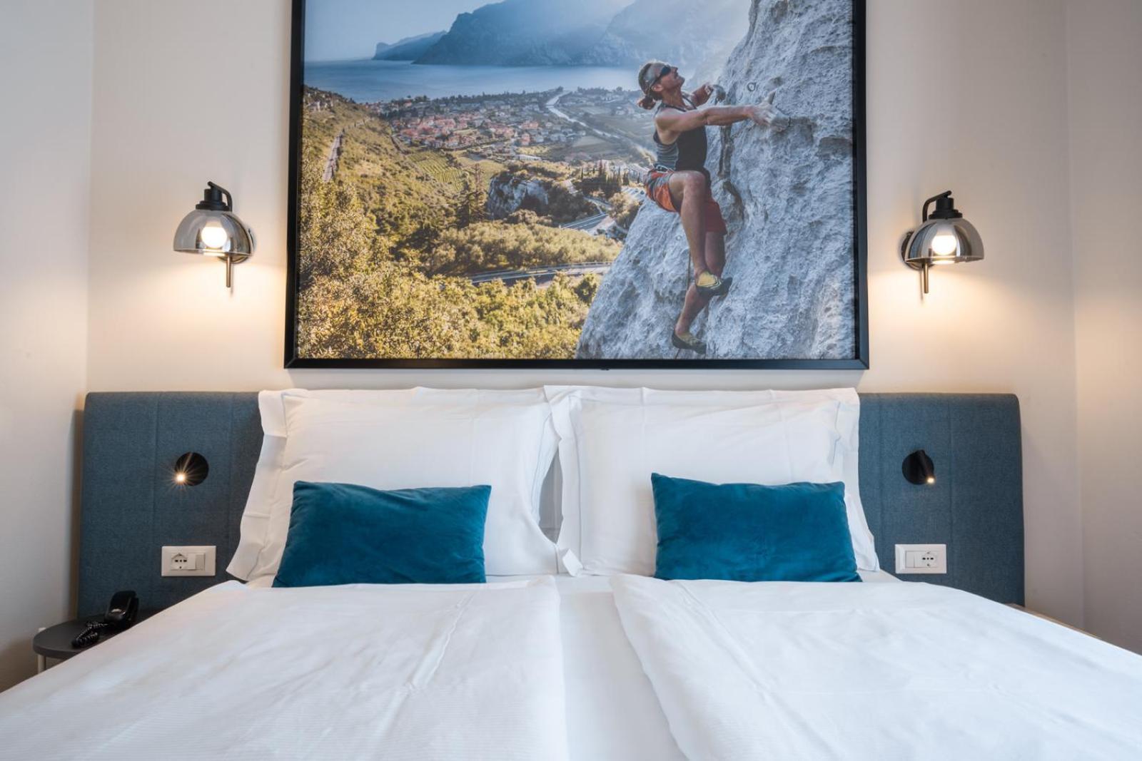 Garda Hotel Forte Charme Torbole Sul Garda Esterno foto