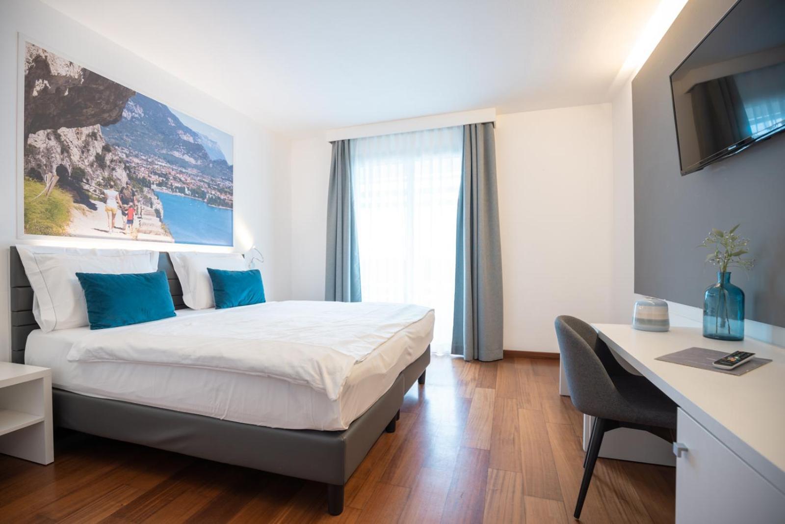Garda Hotel Forte Charme Torbole Sul Garda Esterno foto